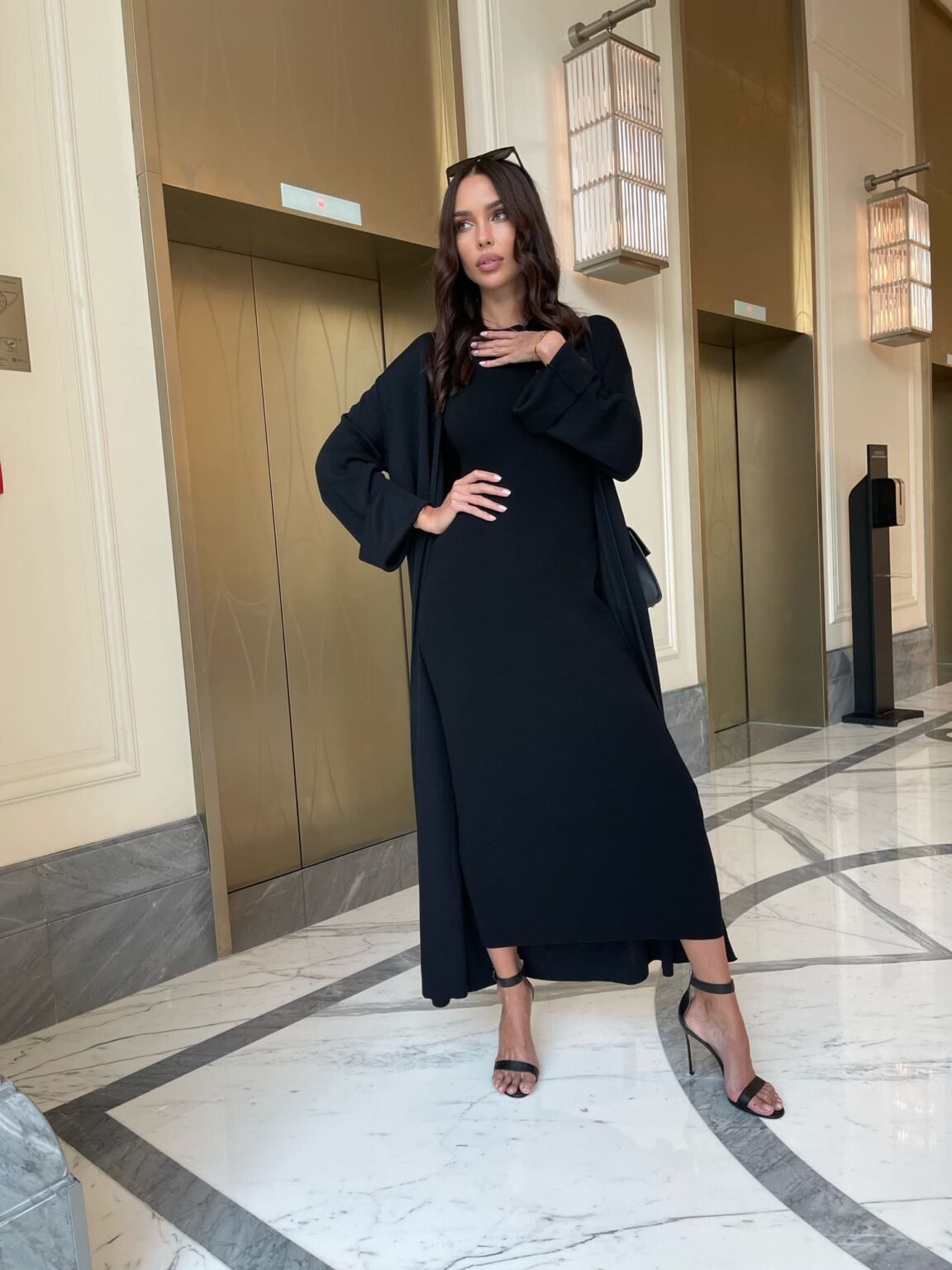 Bagira lange schwarze Strickjacke